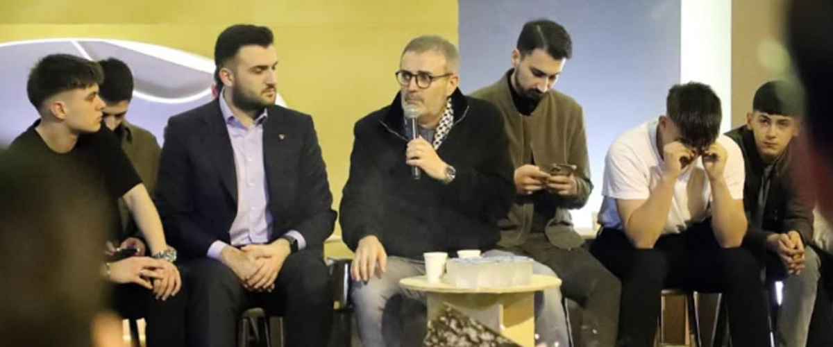 Ramazan’ın Son Gecesinde Gençlerle Umut Ateşi: “Bu Ülkenin En Büyük Gücü Sizsiniz”